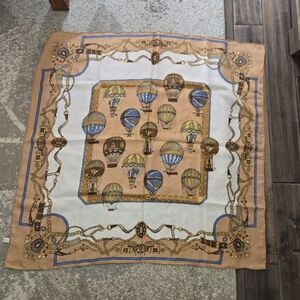 Vintage Multicolor Hot Air Balloon Scarf